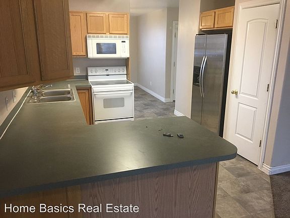 3rd image of 2238 N Orchard Way
