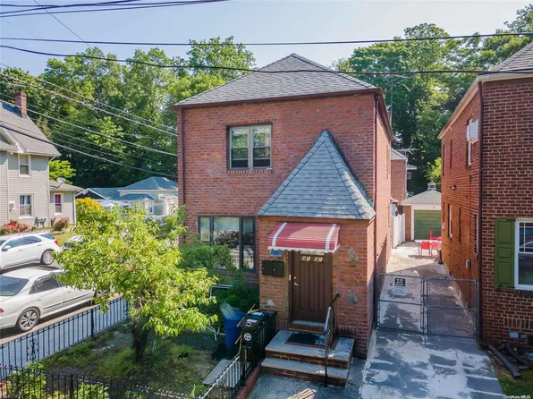 91-01 98th Street, Woodhaven, NY 11421