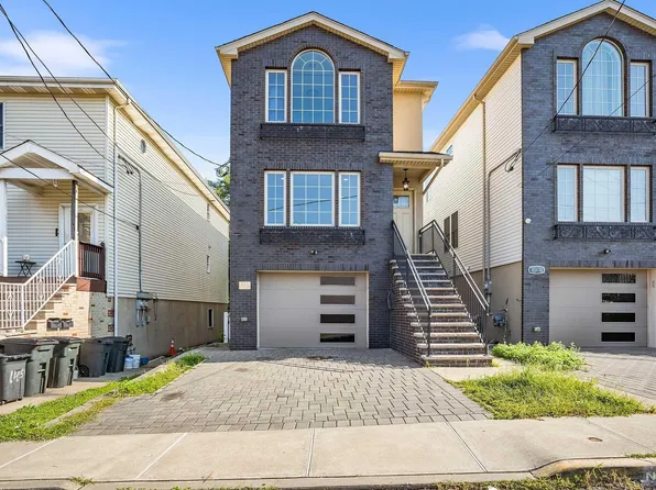 1432 62nd St, North Bergen, NJ 07047
