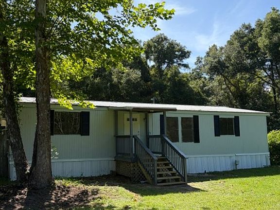 3rd image of 40 Serafino Ln