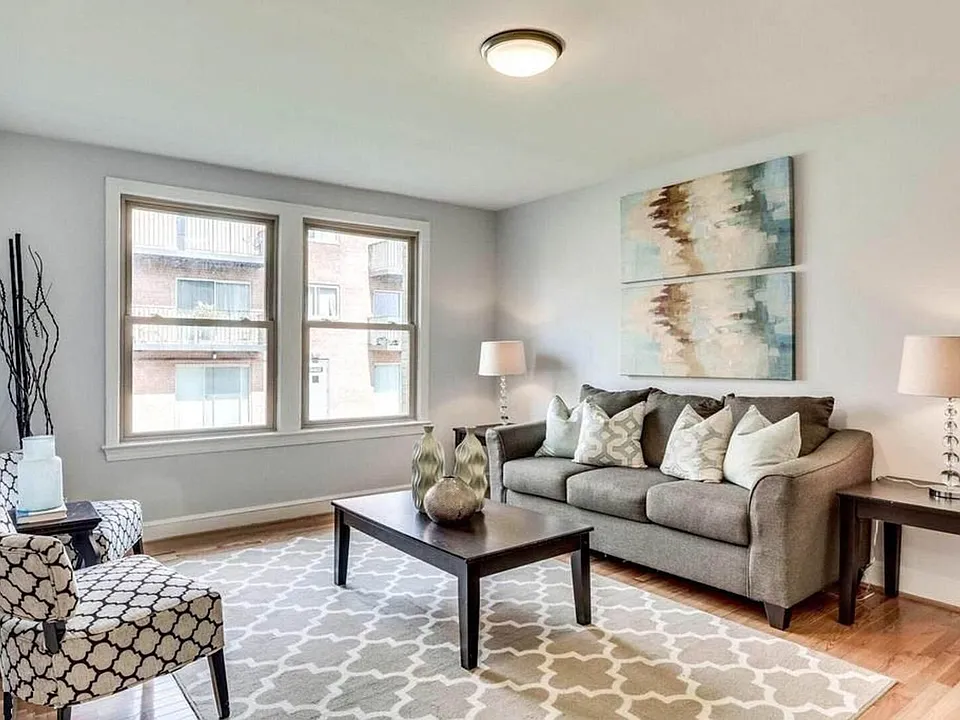 4424 1st Pl NE #23