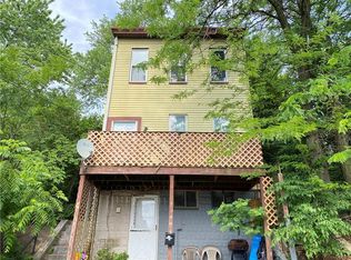 2714 Holbrook St, Pittsburgh, PA 15212