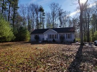 4133 White Pine Ln, East Stroudsburg, PA 18301