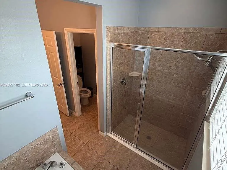 3747 Creswick Cir — Photo 40