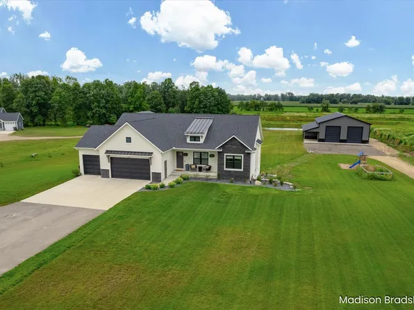 8684 Van Buren St, Zeeland, MI 49464
