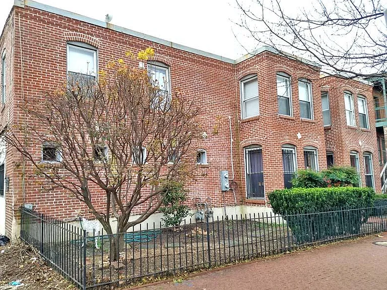 711 G St NE #2 — Photo 1
