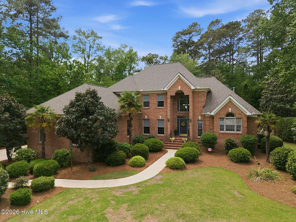 1st image of 104 York Court