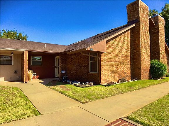 2nd image of 1617 W Country Club Blvd #C