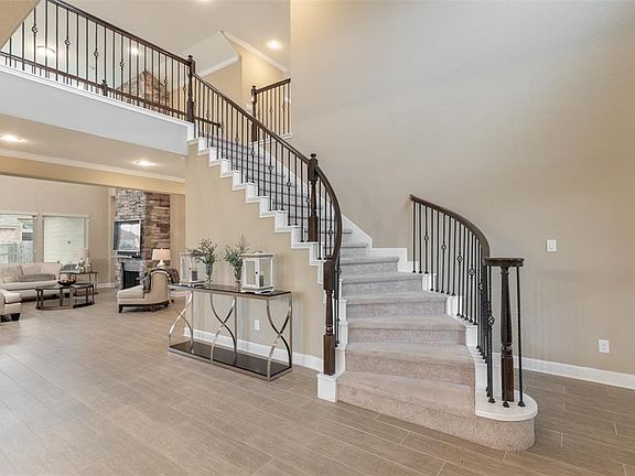 4th image of 8218 Briscoe Meadow Ln