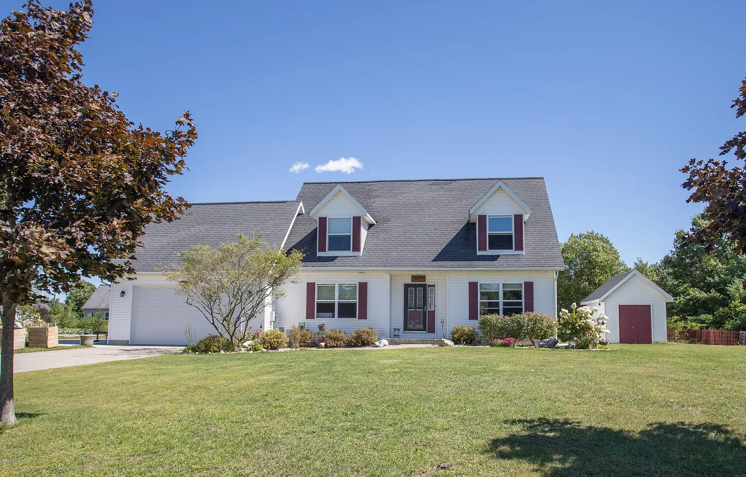 18912 Serenity Dr photo 1