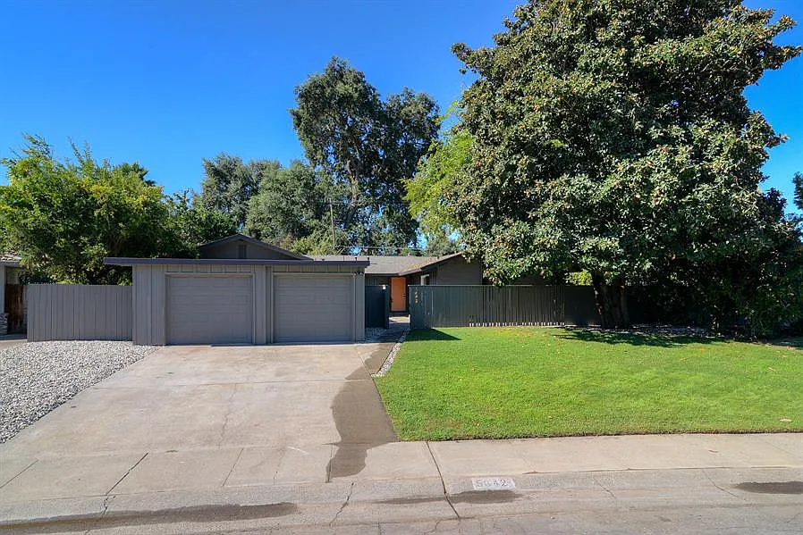 5642 Capstan Way photo 1