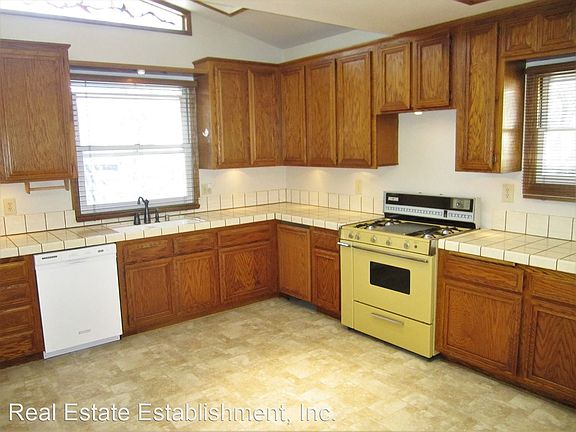 4th image of 356 N Cleveland St #356