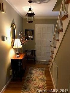 4th image of 3030 Marlborough Cir