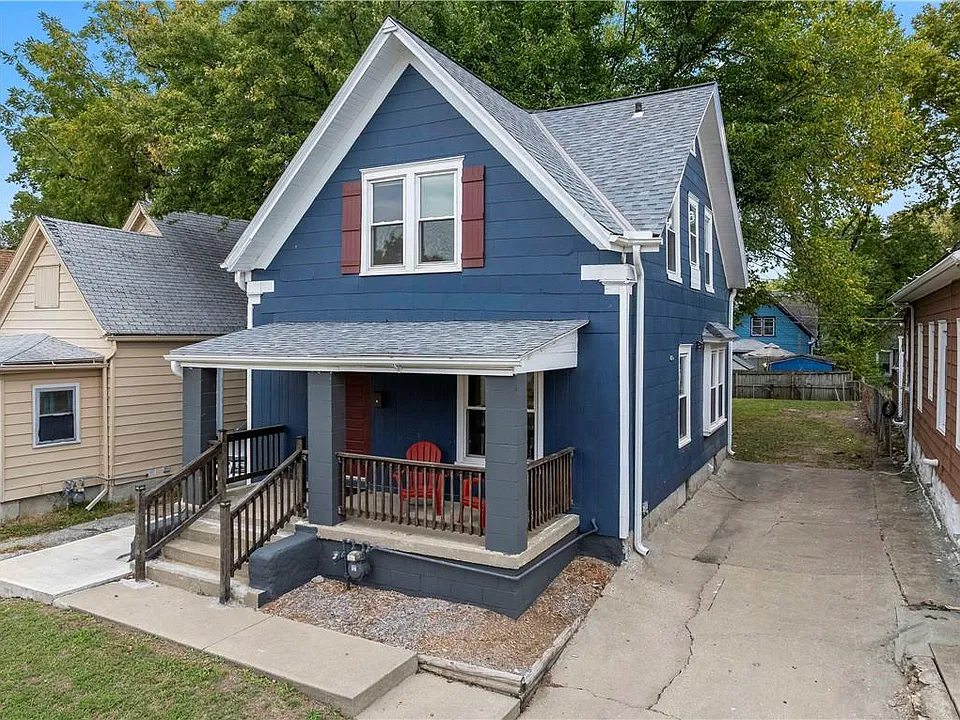 2319 Norton Ave