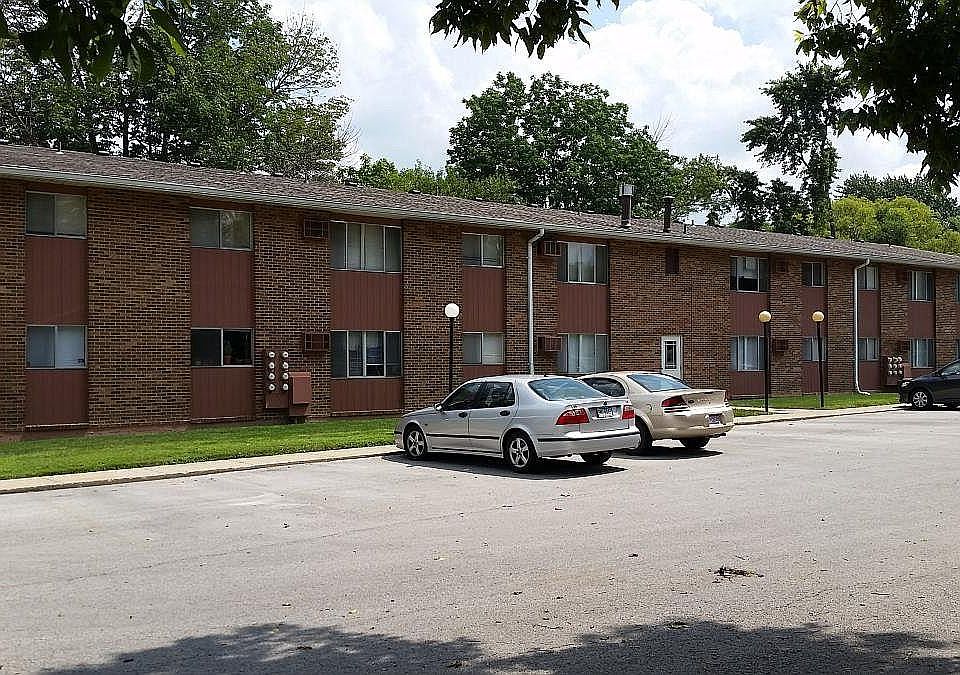 1st image of 124 Chestnut St #207