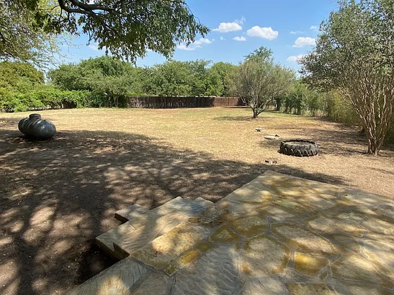 2286 Collins Rd — Photo 15