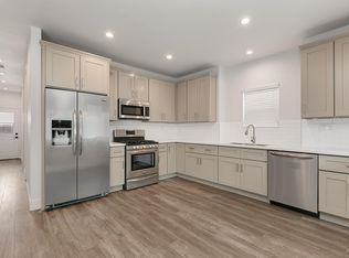 3215 W 15th St, Los Angeles, CA 90019