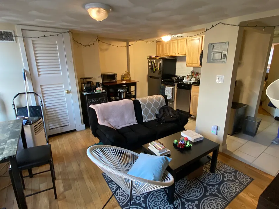 238 Cambridge St #3