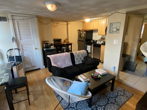 238 Cambridge St, Boston, MA