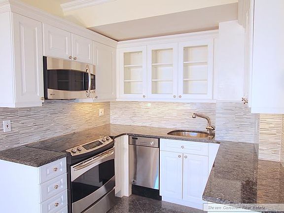 3rd image of 5 Tudor City Pl APT 1833