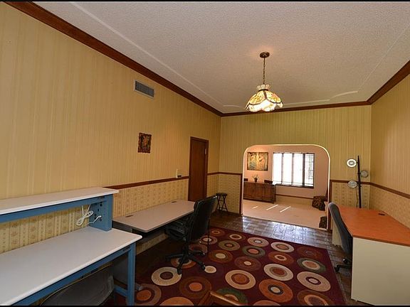 5th image of 11138 Leo Collins Dr