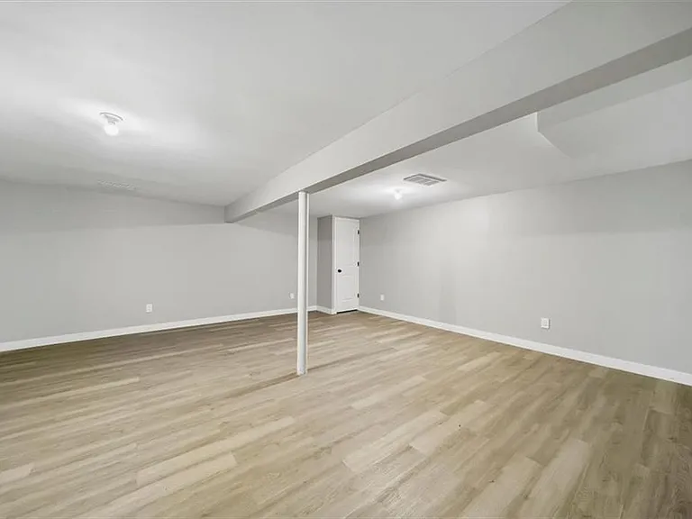 3 Mid Oaks Dr — Photo 16