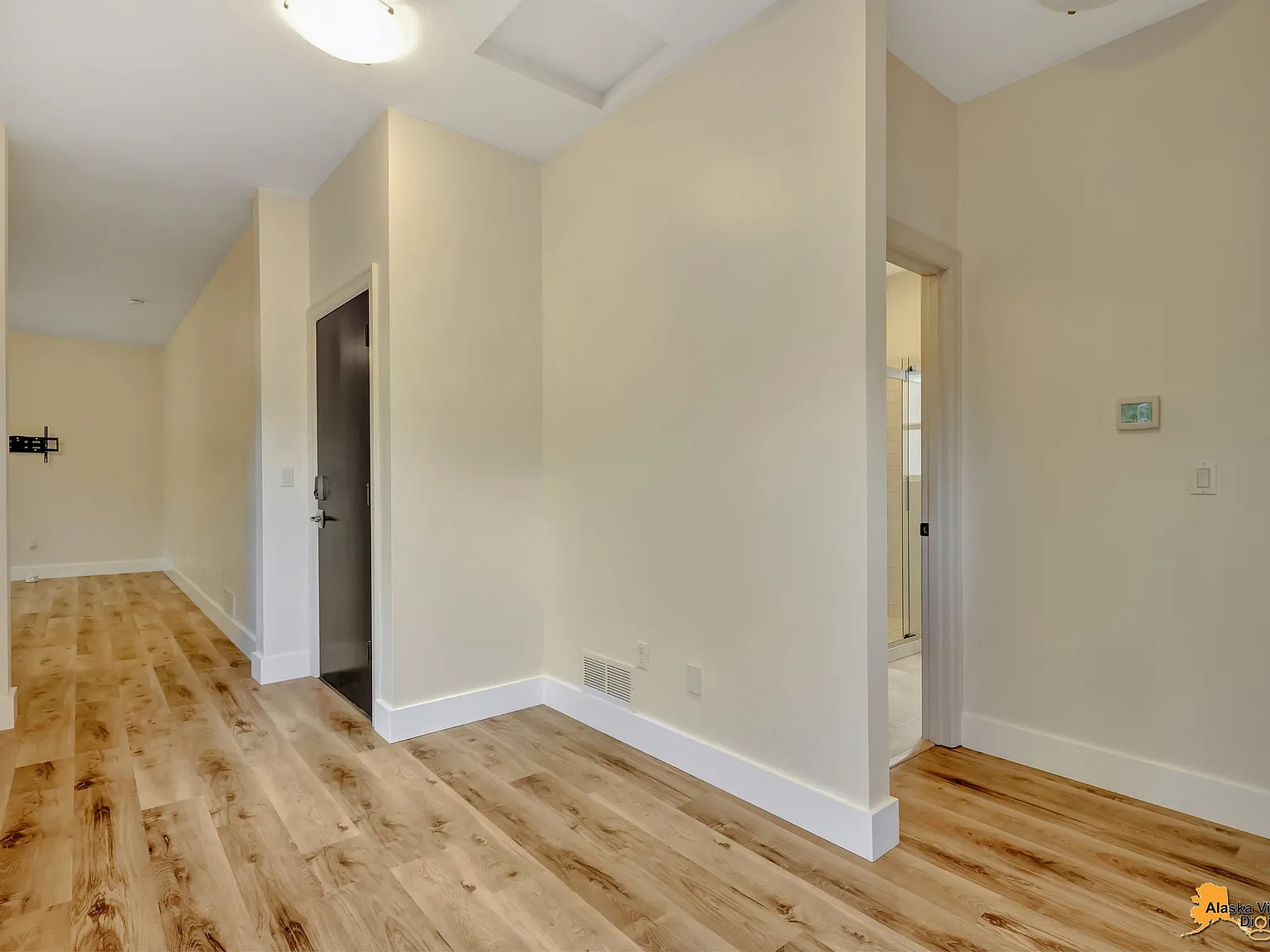 1 bed, 800 sqft, $2,000 — Photo 2