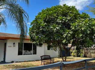 5350 SW 57th St, Davie, FL 33314