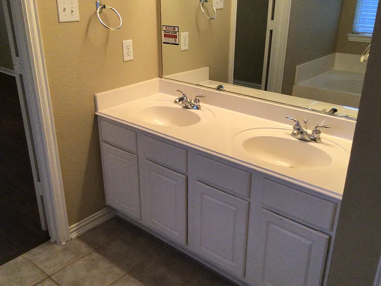 823 Fleetwood Cove Dr — Photo 15