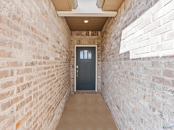 3rd image of 130 Stockholm Ln