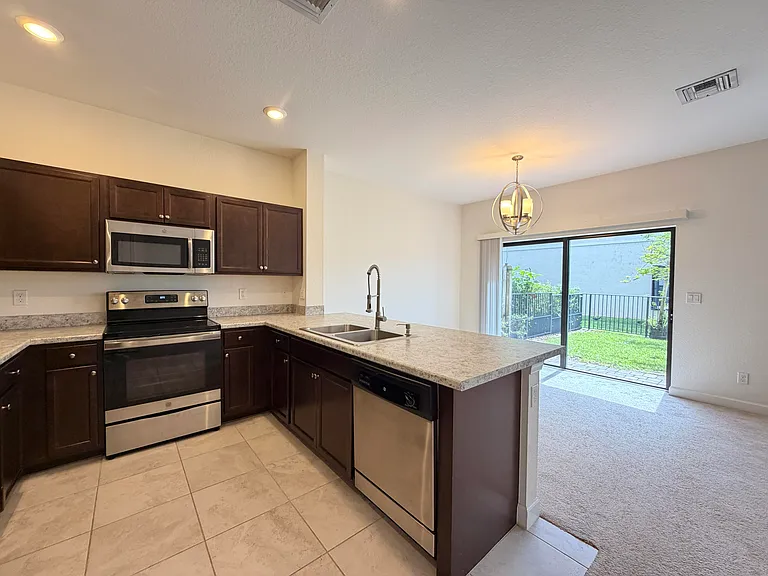 6145 Bangalow Dr — Photo 8