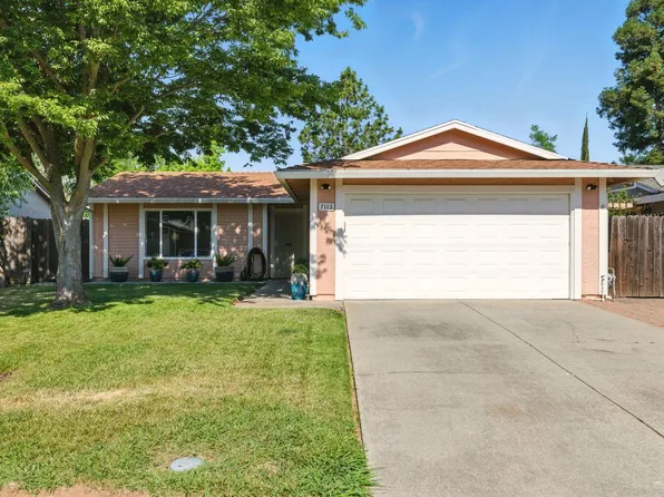 7113 Reyn Oaks Way, Sacramento, CA 95842