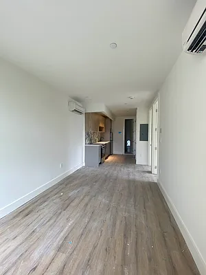 Rented by Nooklyn NYC LLC | media 46