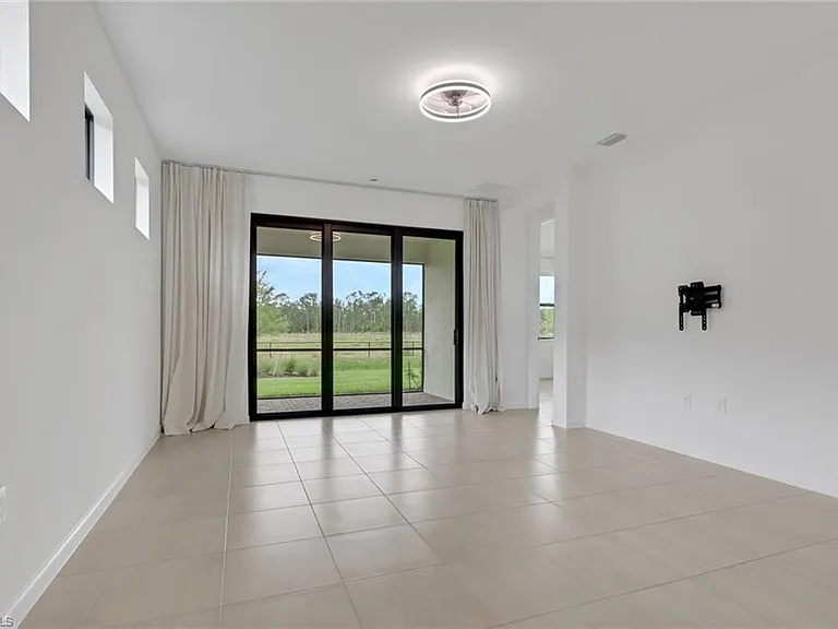 20789 Napa Loop — Photo 12