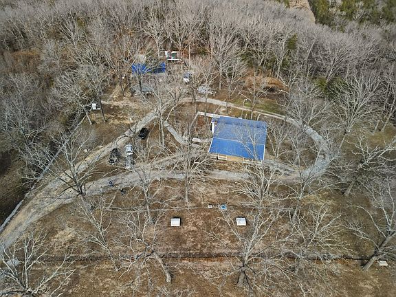 2nd image of 1143 County Road 831