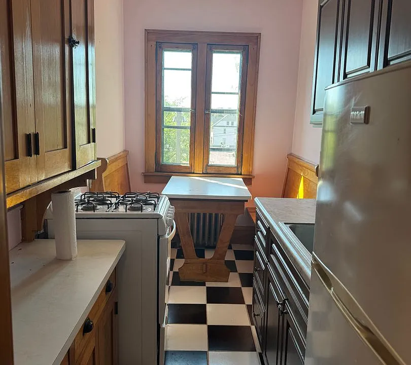 2507 Nicollet Ave. S