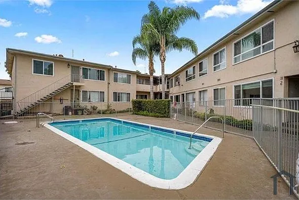 1 bed, 725 sqft, $1,725 — Photo 3