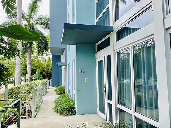2nd image of 105 N Shore Dr #105