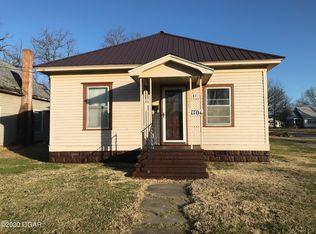 1101 3rd St, Oswego, KS 67356