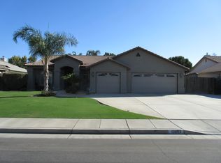 10807 Bellfounder Dr, Bakersfield, CA 93312