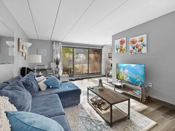 269 Lake St Unit 2, Weymouth, MA 02189