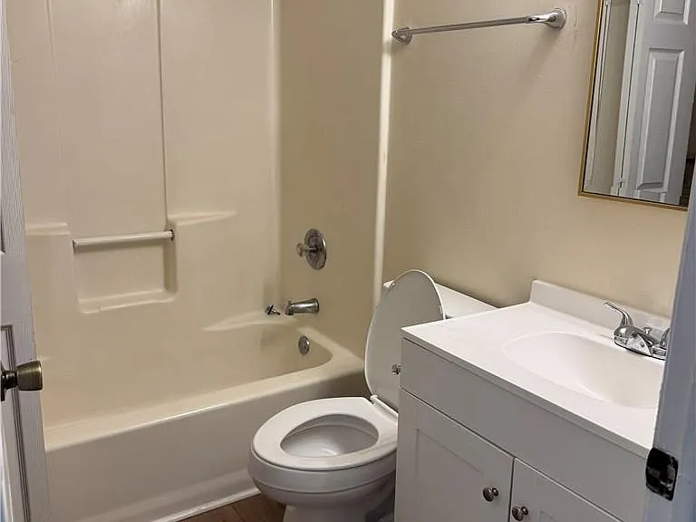 46 Lucinda Ct — Photo 14