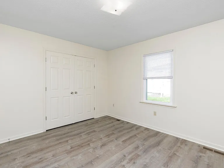 247 Elizabeth Ave #2 — Photo 8