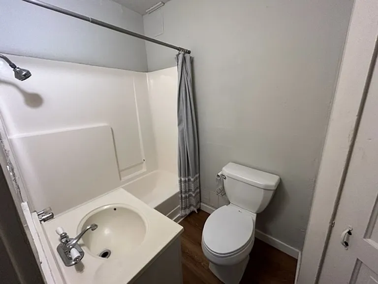 304 N Webb St — Photo 13