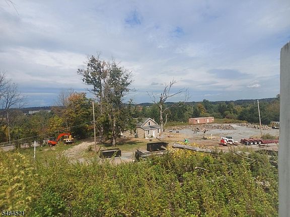2nd image of 309 Houses Corner Rd