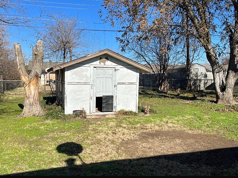 955 SW 4th Pl — Photo 35