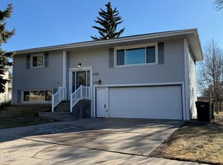 405 E Interstate Ave, Bismarck, ND 58503