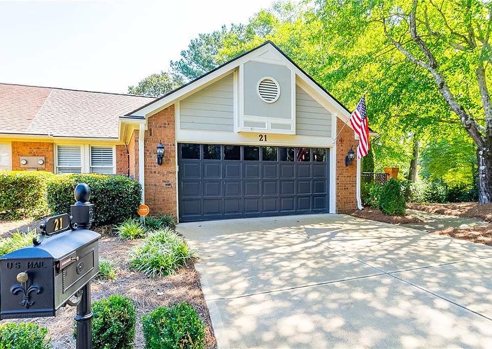 1st image of 21 Lake Villa Dr