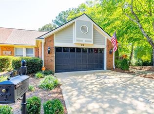 21 Lake Villa Dr, Roswell, GA 30076