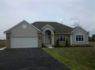 8049 W Genzman Rd, Oak Harbor, OH 43449